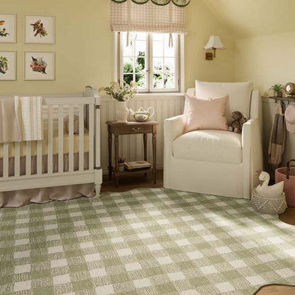 Gingham Scallop Border Hand Tufted Wool Rug