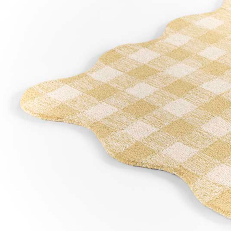 Gingham Scallop Border Hand Tufted Wool Rug