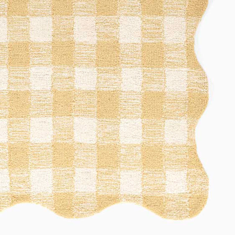 Gingham Scallop Border Hand Tufted Wool Rug