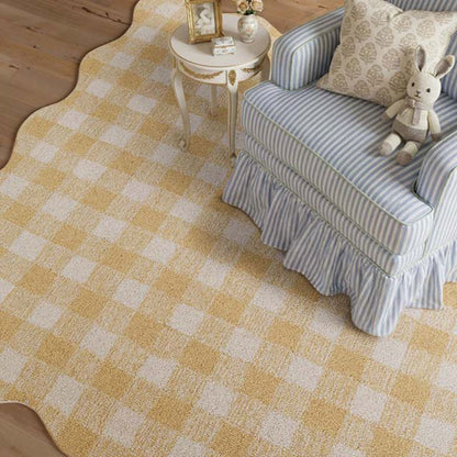 Gingham Scallop Border Hand Tufted Wool Rug