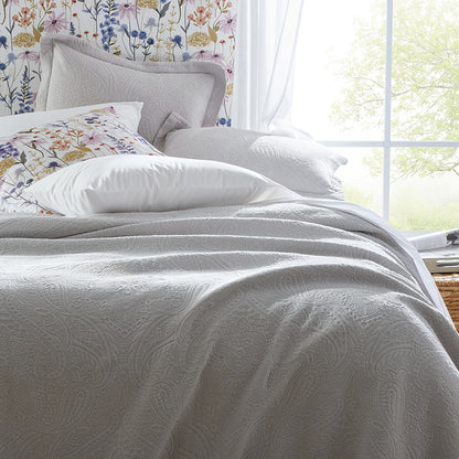 Hillcrest Cotton Matelassé Sham