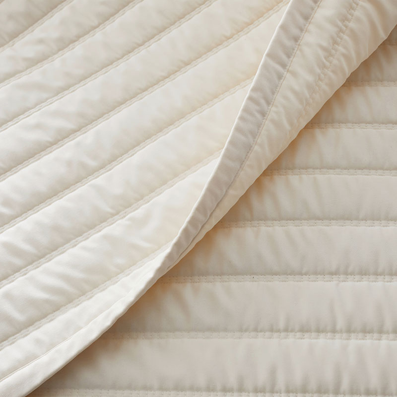 Premium Smooth Wrinkle-Free Sateen Quilted Sham