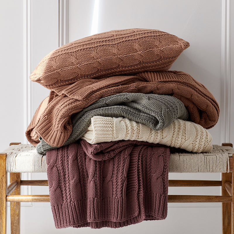 Chunky Cable Knit Throw