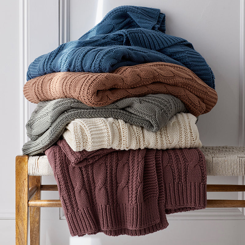 Chunky Cable Knit Throw