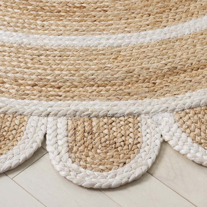 Scallop Border Handwoven Jute Rug