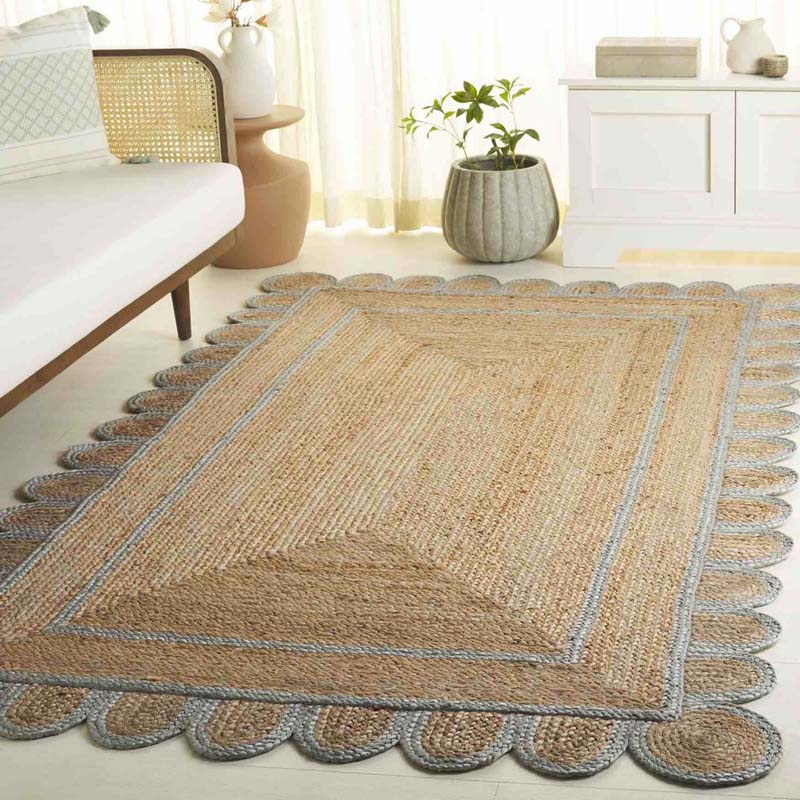 Scallop Border Handwoven Jute Rug