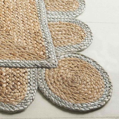 Scallop Border Handwoven Jute Rug
