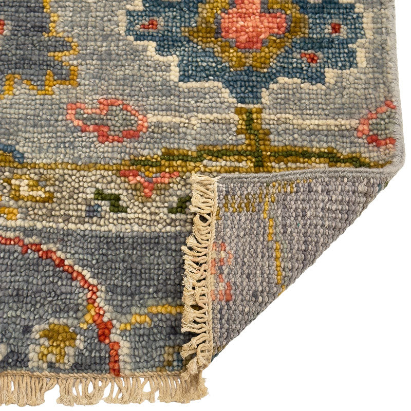 Hand Knotted Traditional Wool Rug