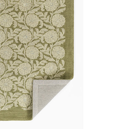 Farmhouse Floral Hand Tufted Wool Rug
