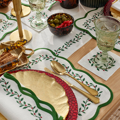 Spiceberry Scallop Embroidered Placemats, Set of 4