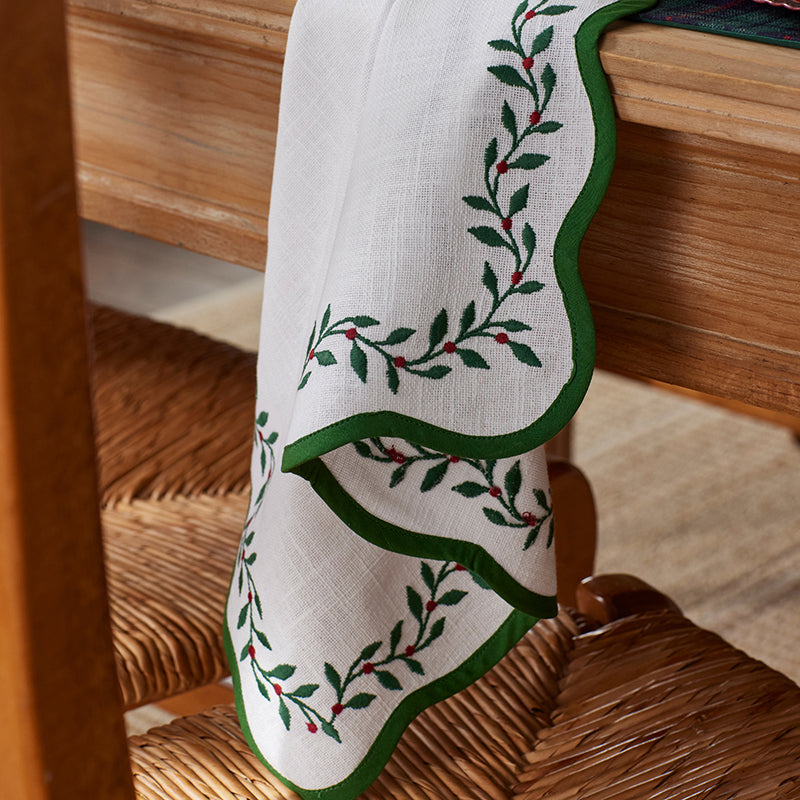 Spiceberry Scallop Embroidered Napkins, Set of 4