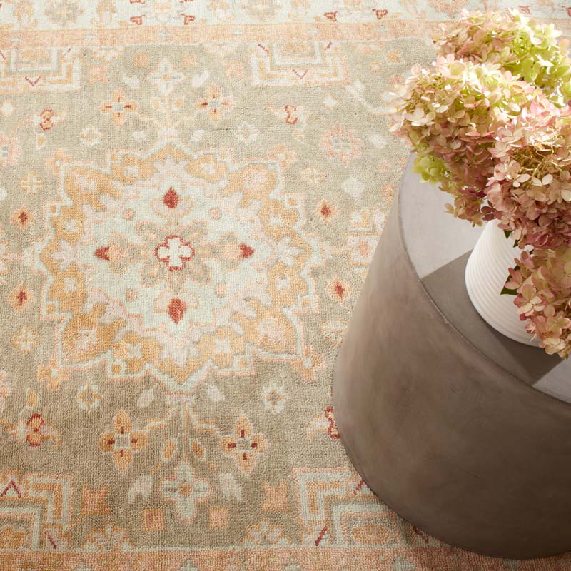 Kendra Hand Knotted Wool Rug