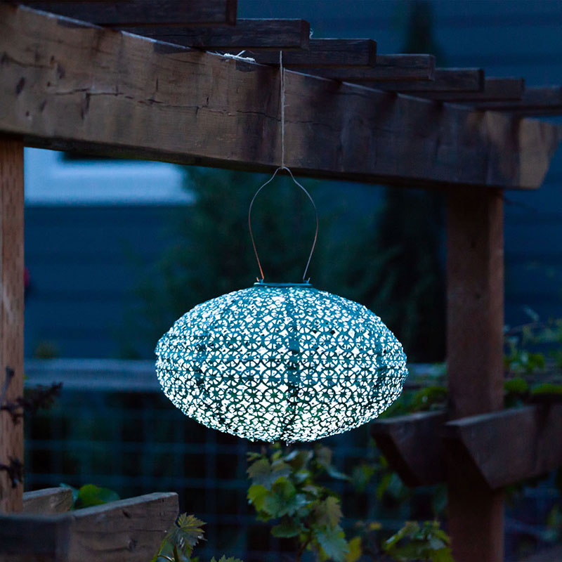 Soji™ Stella Oval Solar Outdoor Lantern