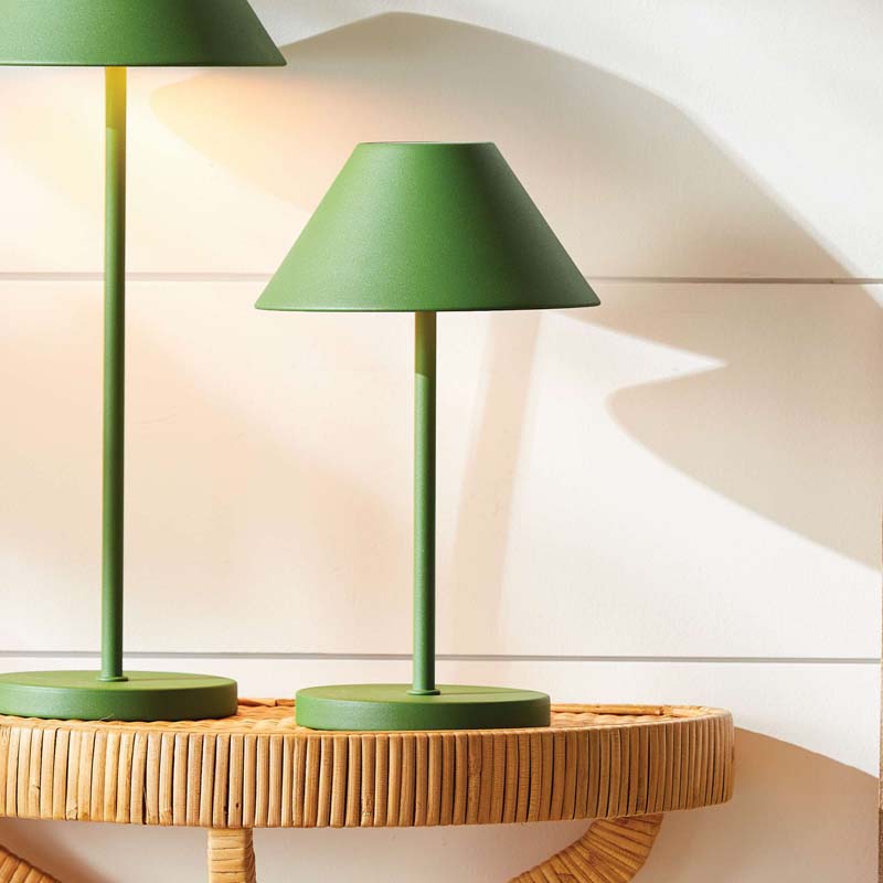 Metal Shade Rechargeable Cordless Lamp