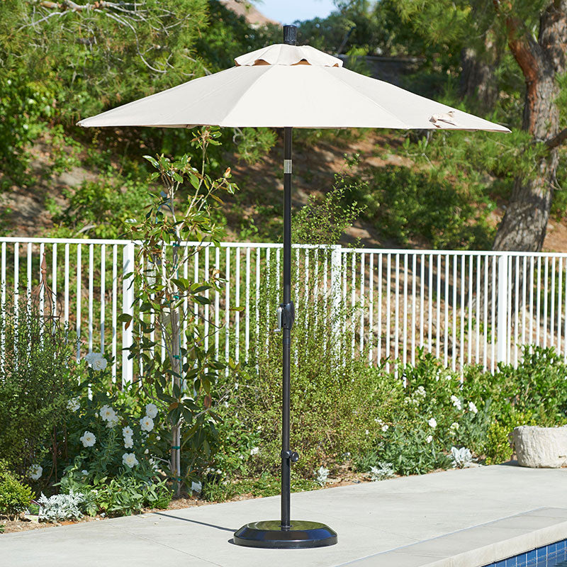 Round Outdoor Patio Umbrella, Fiberglass with Twist Tilt