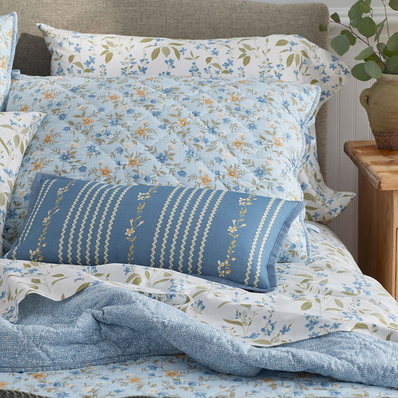 Garden Mist Decorative Lumbar Pillow Cover